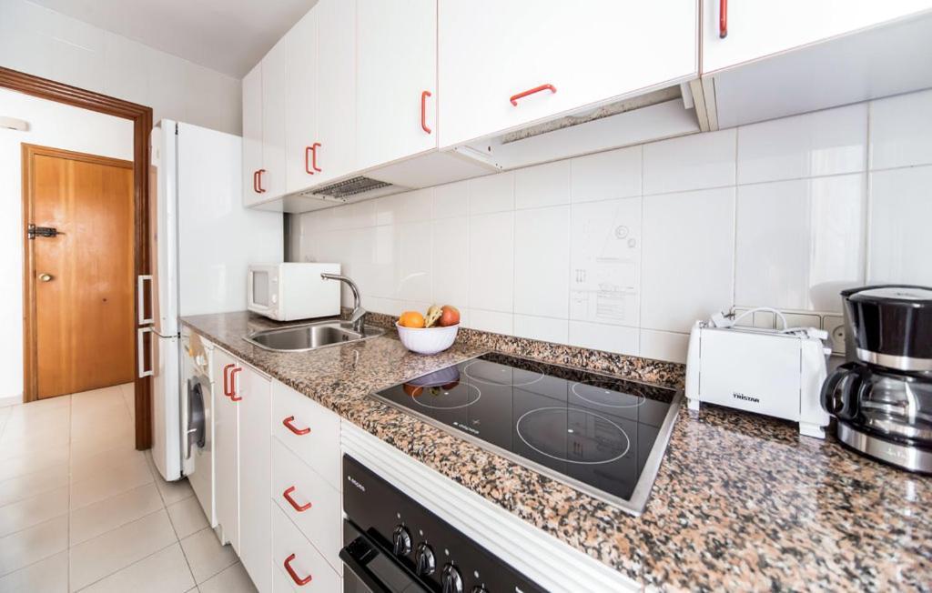 Stunning Apartment In Oropesa Del Mar Exterior photo